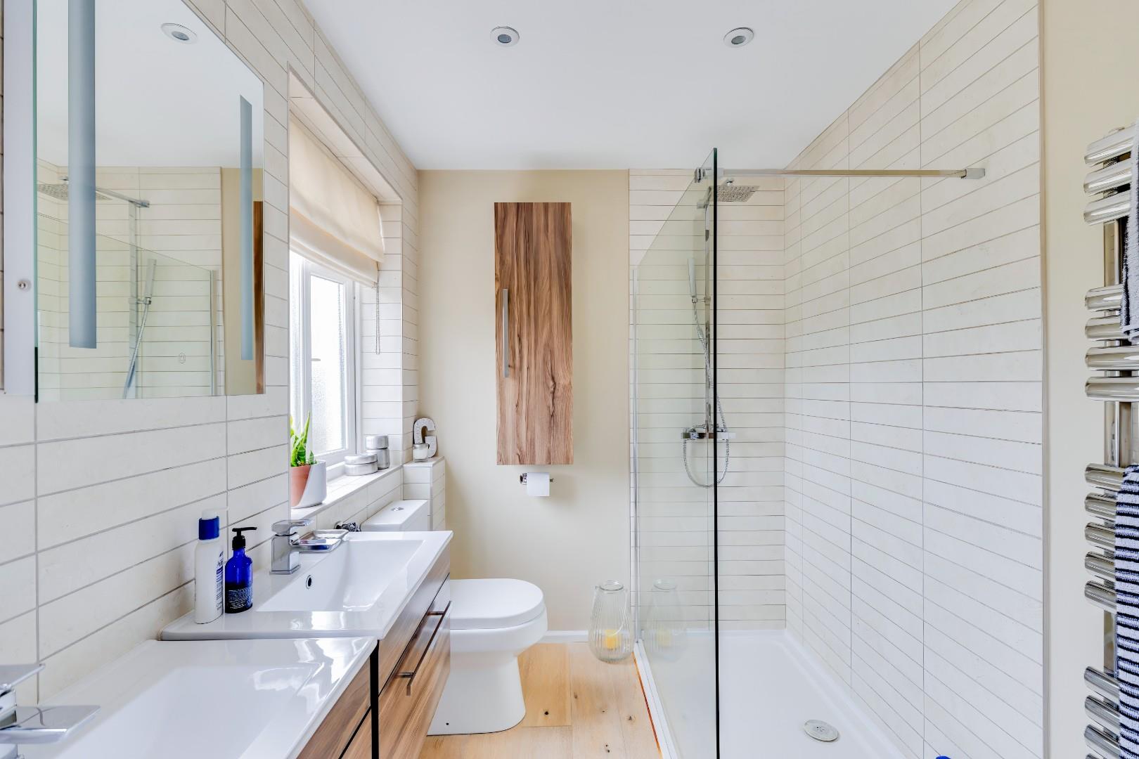 Bracklinn, St. Quentins Close, Llanblethian, Cowbridge, Vale of Glamorgan, CF71 7EZ